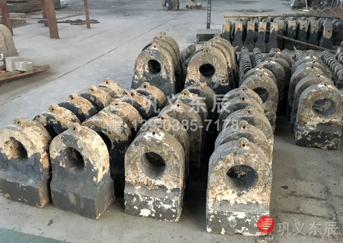 高铬铸铁复合锤头 高铬铸铁复合锤头